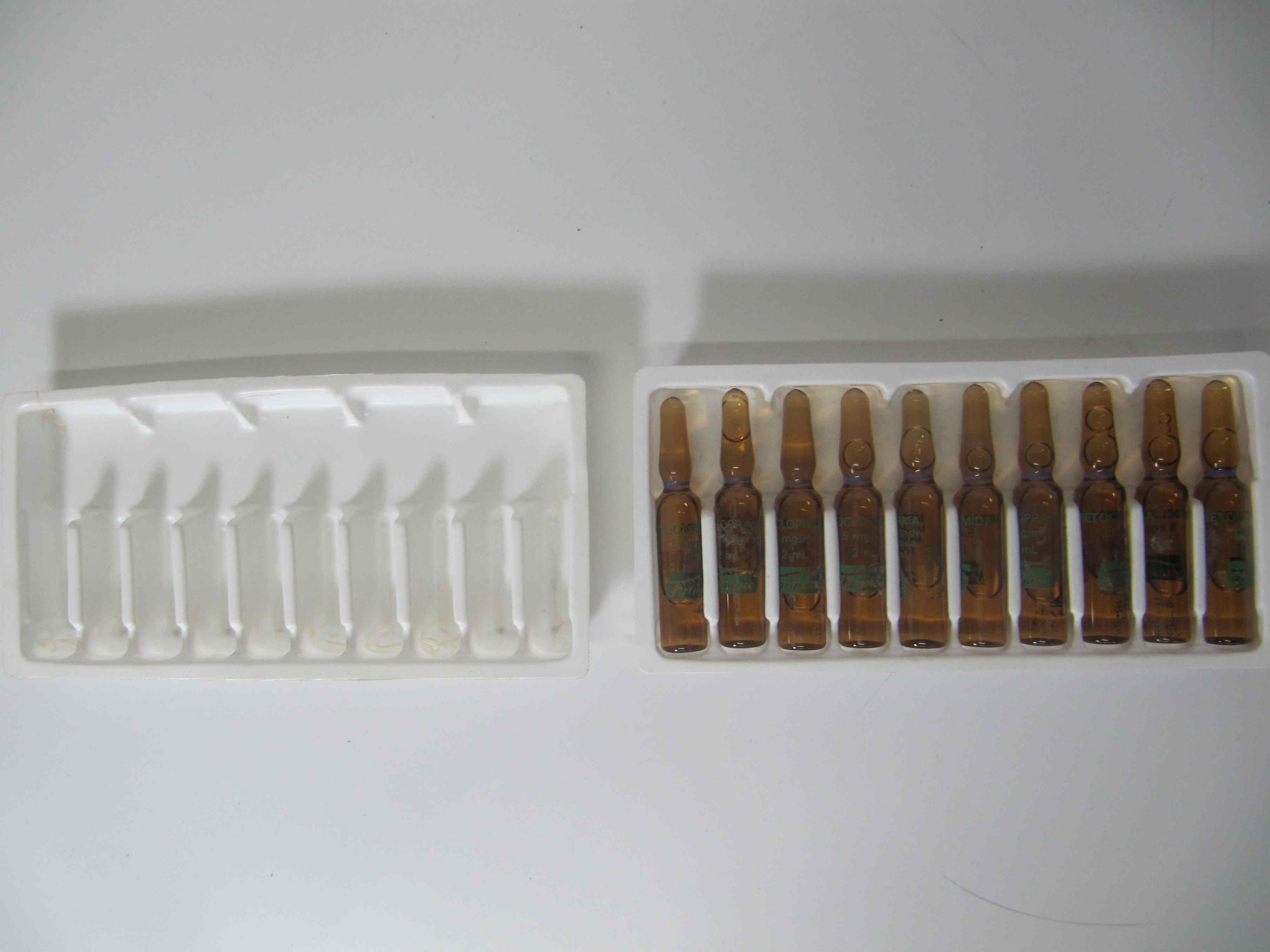 ampoule tray